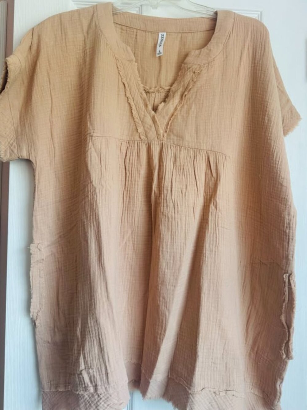 NWT Zenana Tan Gauze Top (Large)